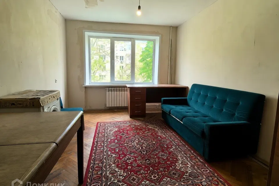 Продаётся 3-комнатная квартира, 61.8 м²