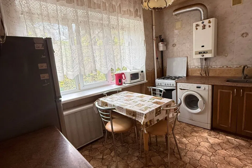 Сдаётся 2-комнатная квартира, 46 м²