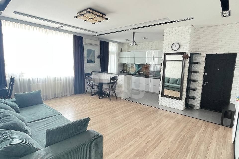 Продаётся 3-комнатная квартира, 95.3 м²
