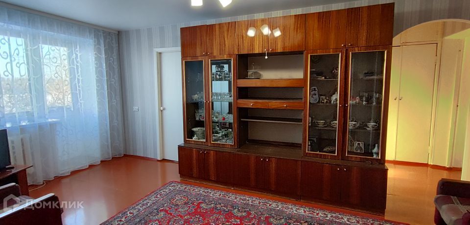 Продаётся 3-комнатная квартира, 55.6 м²