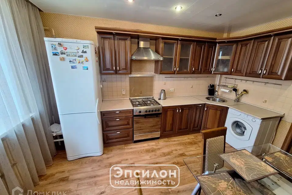 Сдаётся 2-комнатная квартира, 64.5 м²