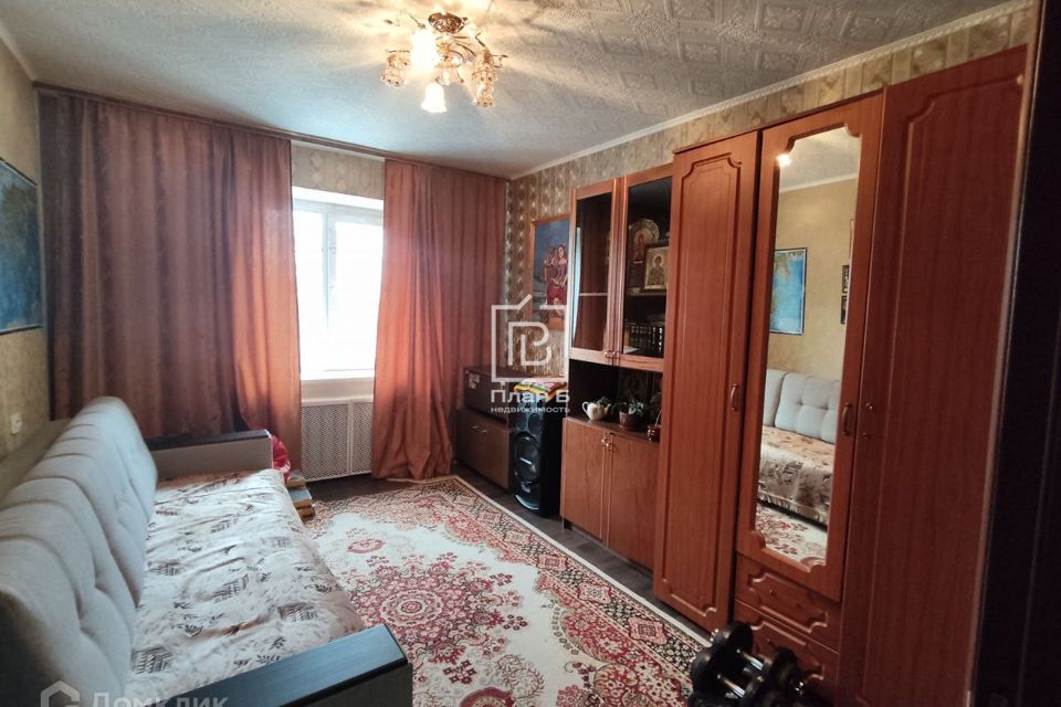 Продаётся 3-комнатная квартира, 58.2 м²