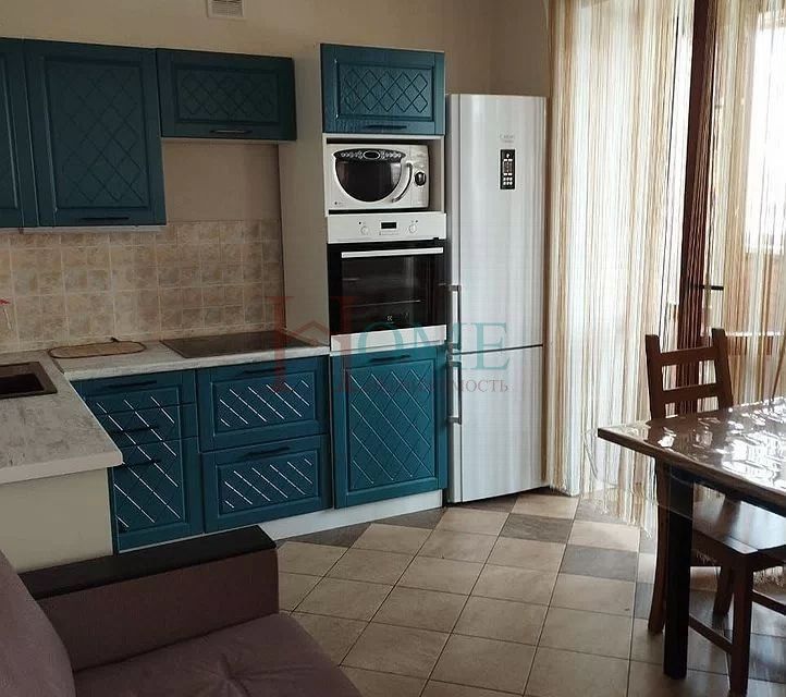 Сдаётся 2-комнатная квартира, 60 м²