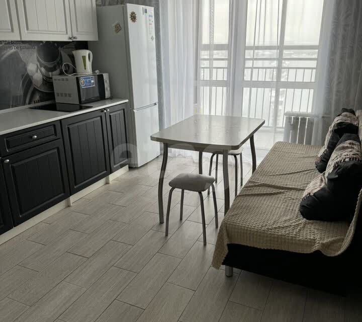 Сдаётся 2-комнатная квартира, 50.5 м²