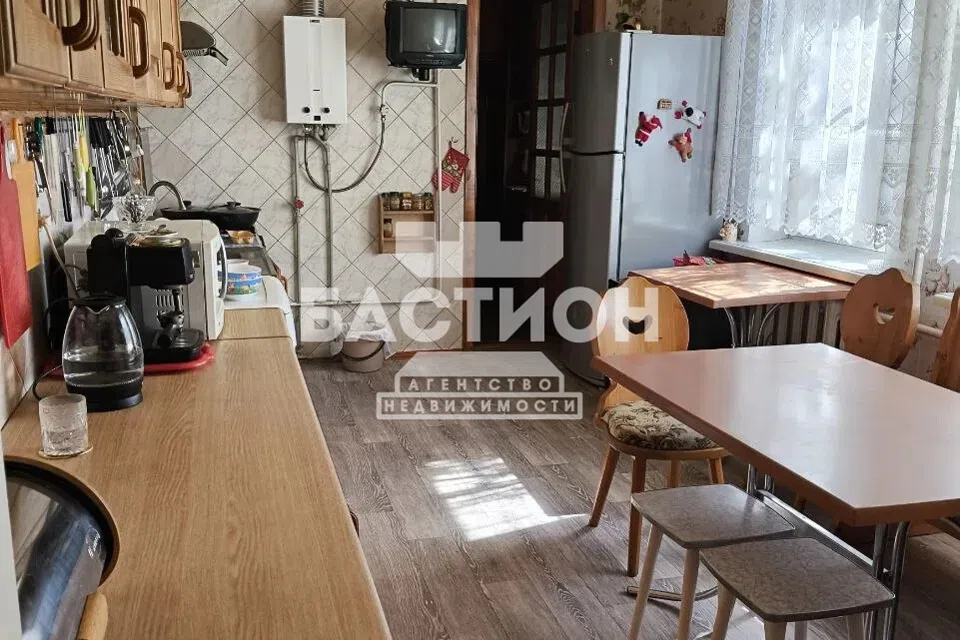 Продаётся 1-этажный дом, 98 м²
