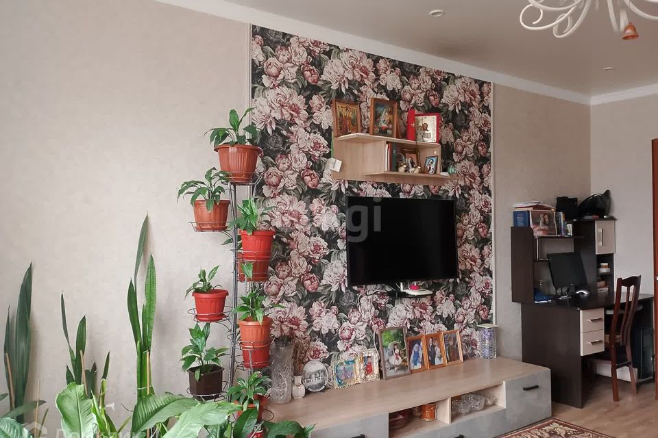 Продаётся 3-комнатная квартира, 61.9 м²