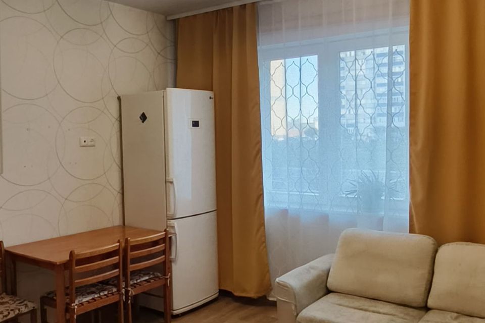 Продаётся 1-комнатная квартира, 40.4 м²