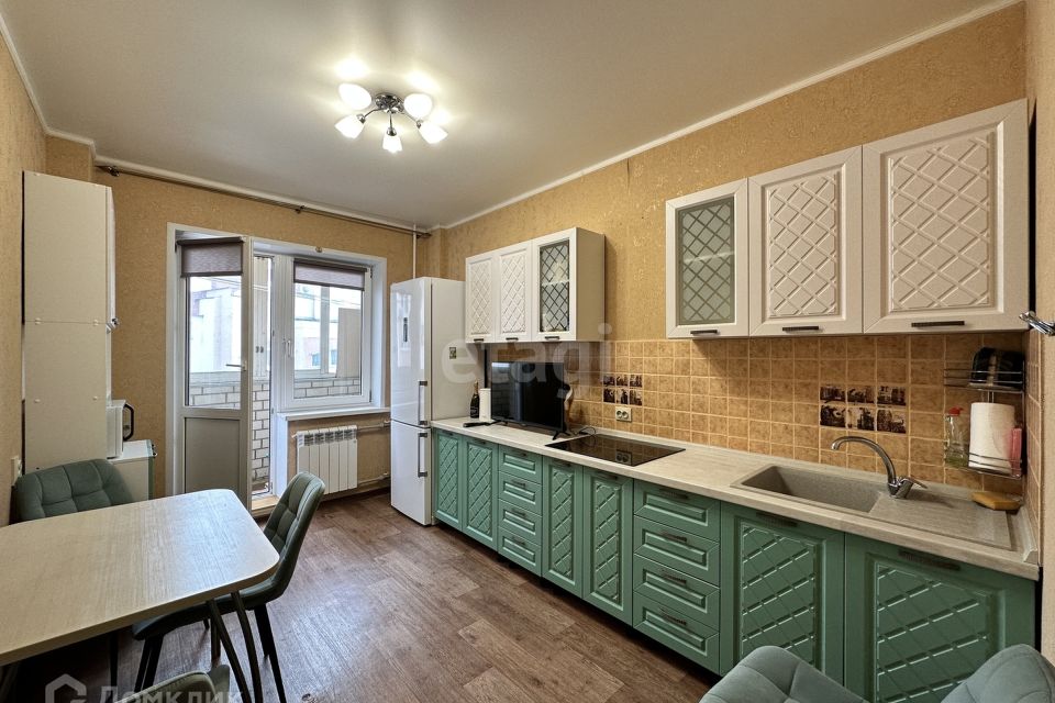 Продаётся 1-комнатная квартира, 51.8 м²