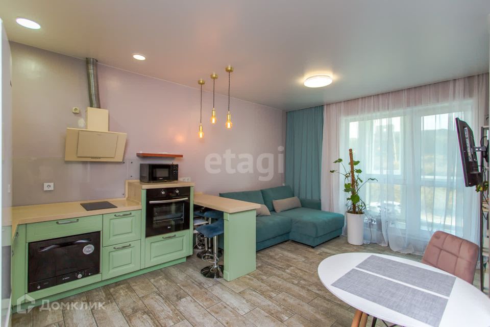 Продаётся 3-комнатная квартира, 74.2 м²