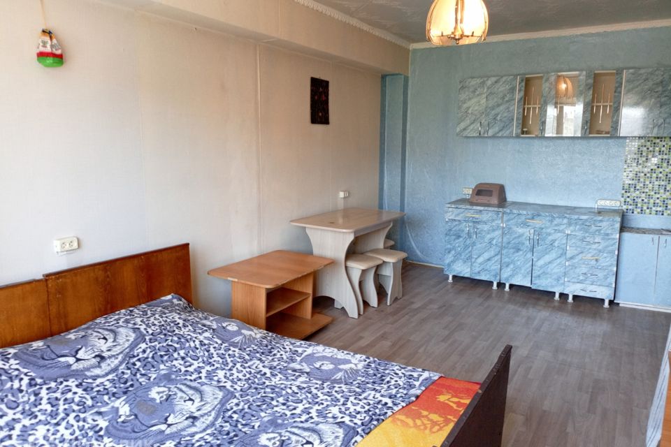 Продаётся комната в 4-комн. квартире, 18 м²