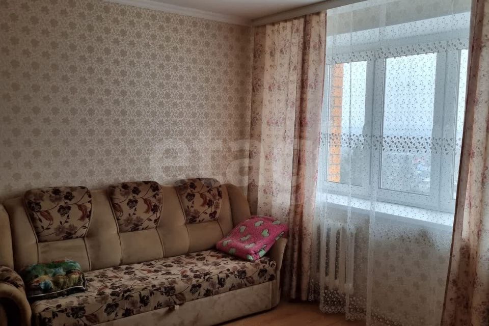 Продаётся 1-комнатная квартира, 42 м²