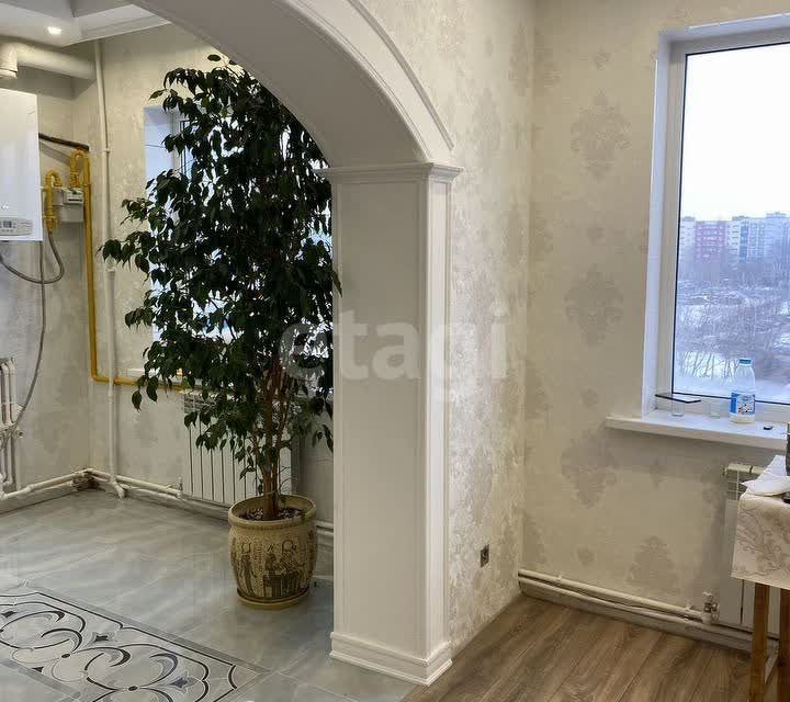 Продаётся 4-комнатная квартира, 80 м²