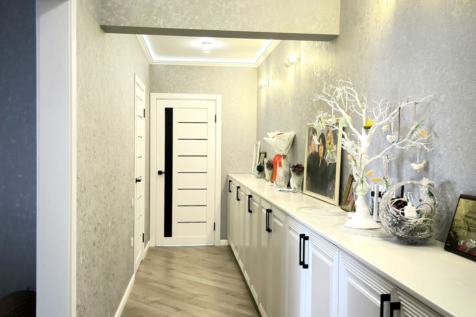 Продаётся 3-комнатная квартира, 90 м²