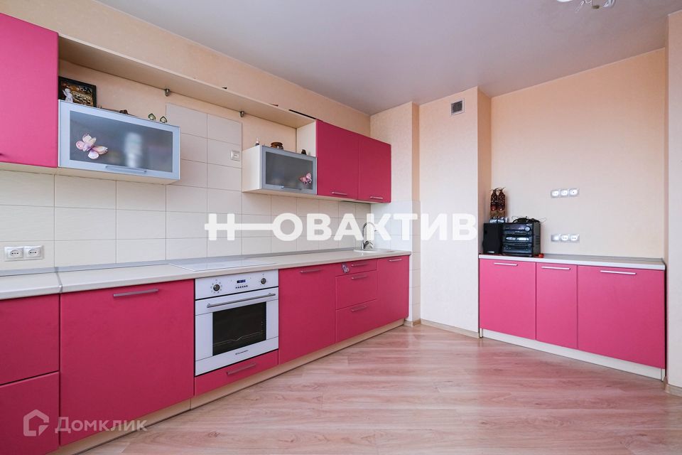 Продаётся 3-комнатная квартира, 95.7 м²