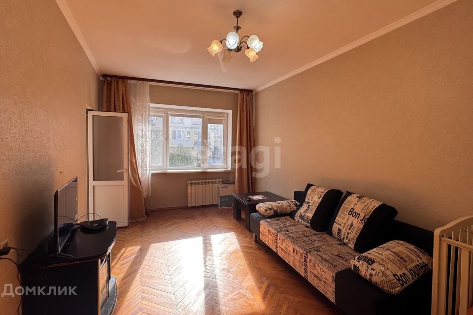 Продаётся 1-комнатная квартира, 40 м²