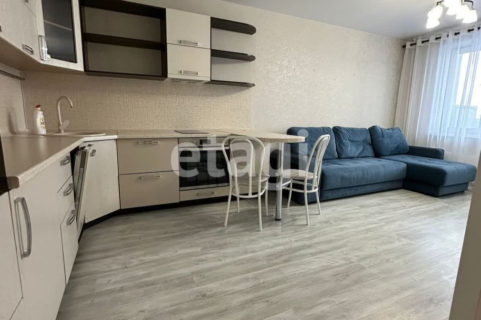 Сдаётся 1-комнатная квартира, 42.7 м²