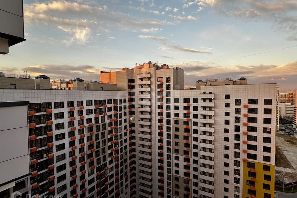 Продаётся 1-комнатная квартира, 38 м²