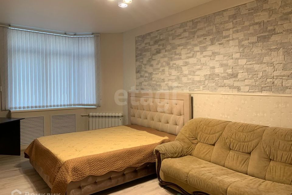 Сдаётся 1-комнатная квартира, 42 м²