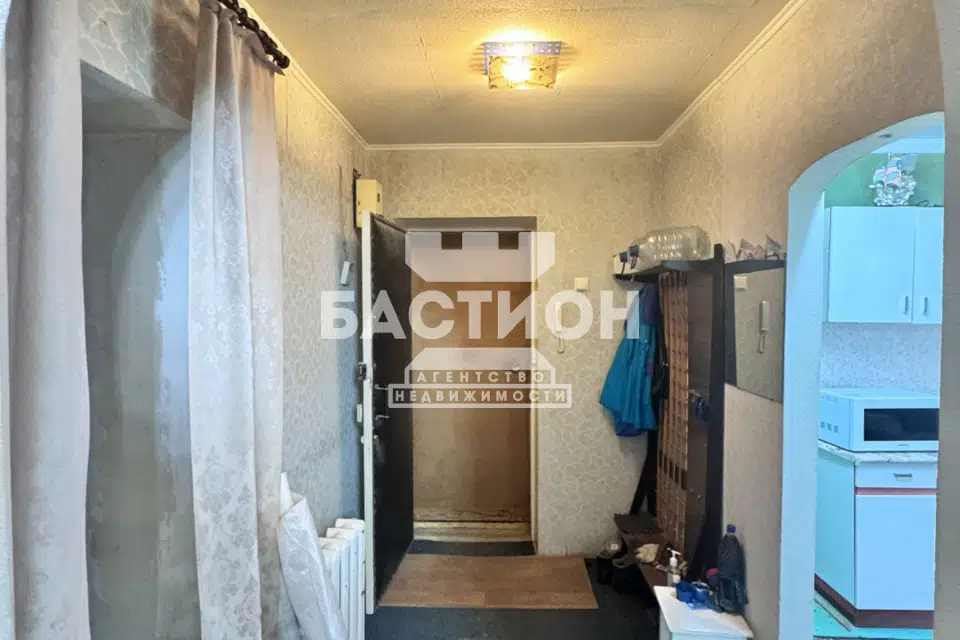 Продаётся 4-комнатная квартира, 79 м²