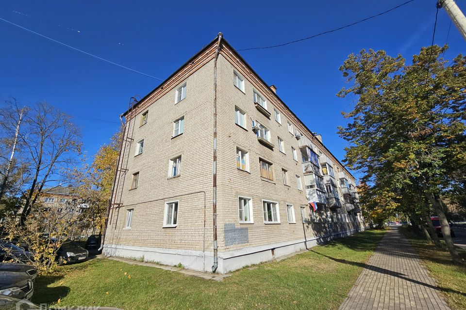 Продаётся 3-комнатная квартира, 55.1 м²