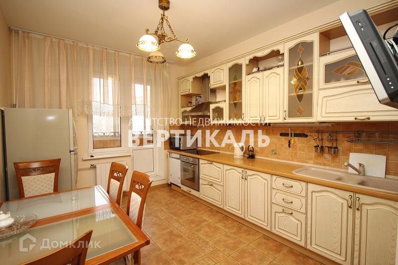 Сдаётся 3-комнатная квартира, 100 м²