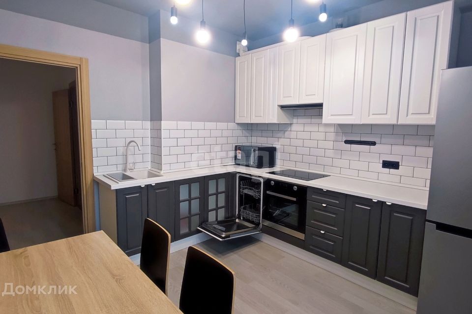 Продаётся 1-комнатная квартира, 38.3 м²