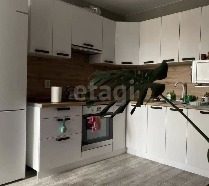 Продаётся 1-комнатная квартира, 41.1 м²