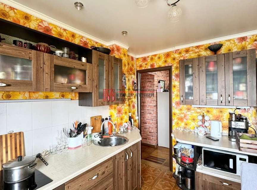 Продаётся 3-комнатная квартира, 64 м²