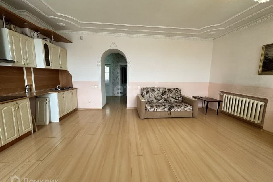 Продаётся 3-комнатная квартира, 72.1 м²