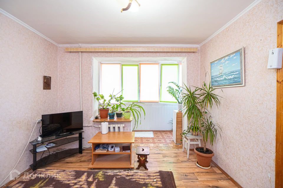 Продаётся 2-комнатная квартира, 56.1 м²