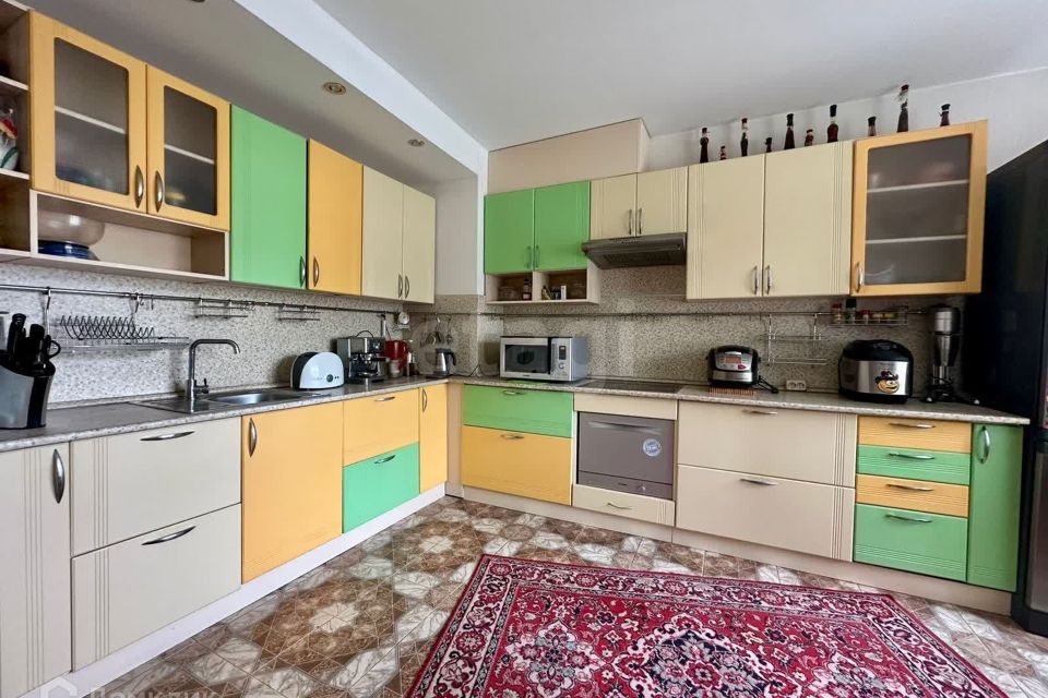 Продаётся 3-комнатная квартира, 87.8 м²