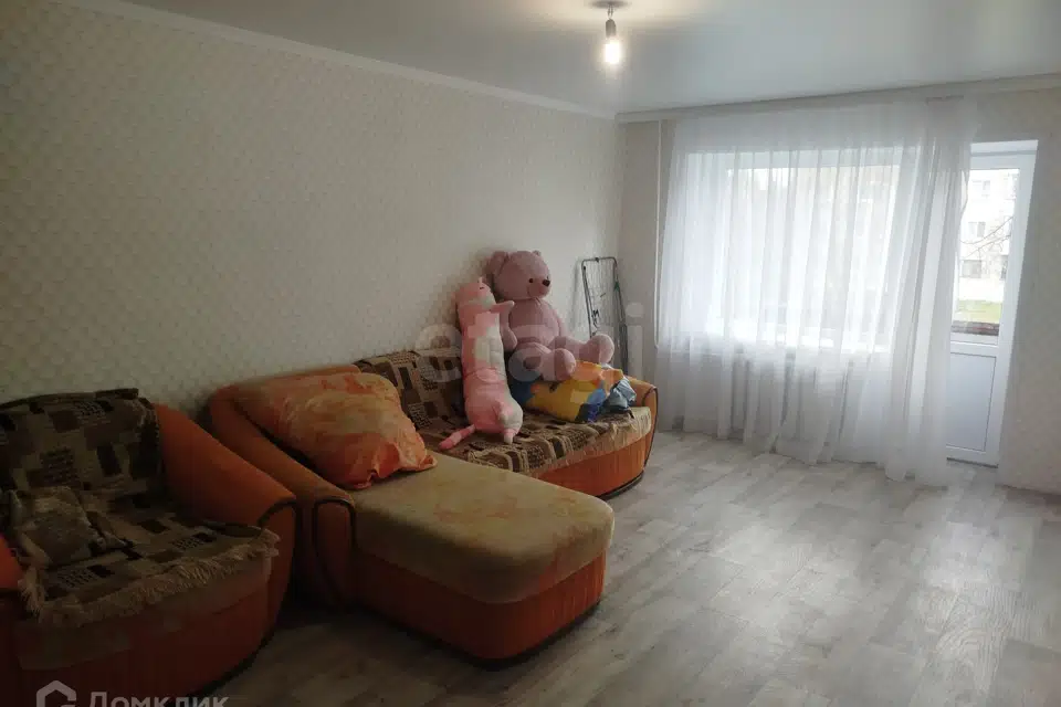 Продаётся 3-комнатная квартира, 57.8 м²