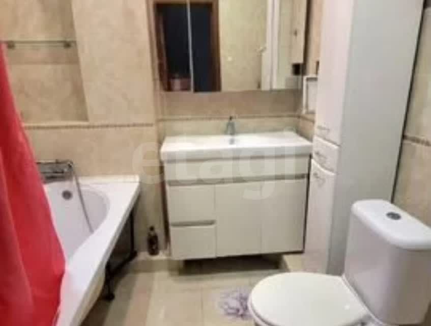 Продаётся 2-комнатная квартира, 70.1 м²