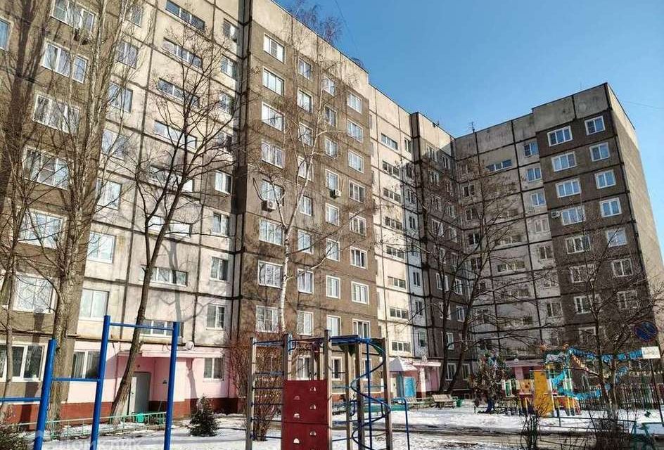 Продаётся 3-комнатная квартира, 62.3 м²