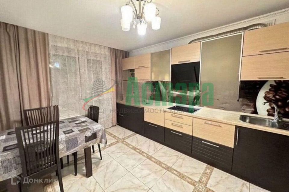 Продаётся 3-комнатная квартира, 70.2 м²