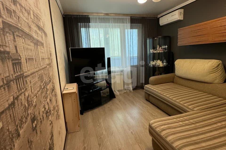 Продаётся 3-комнатная квартира, 59.5 м²