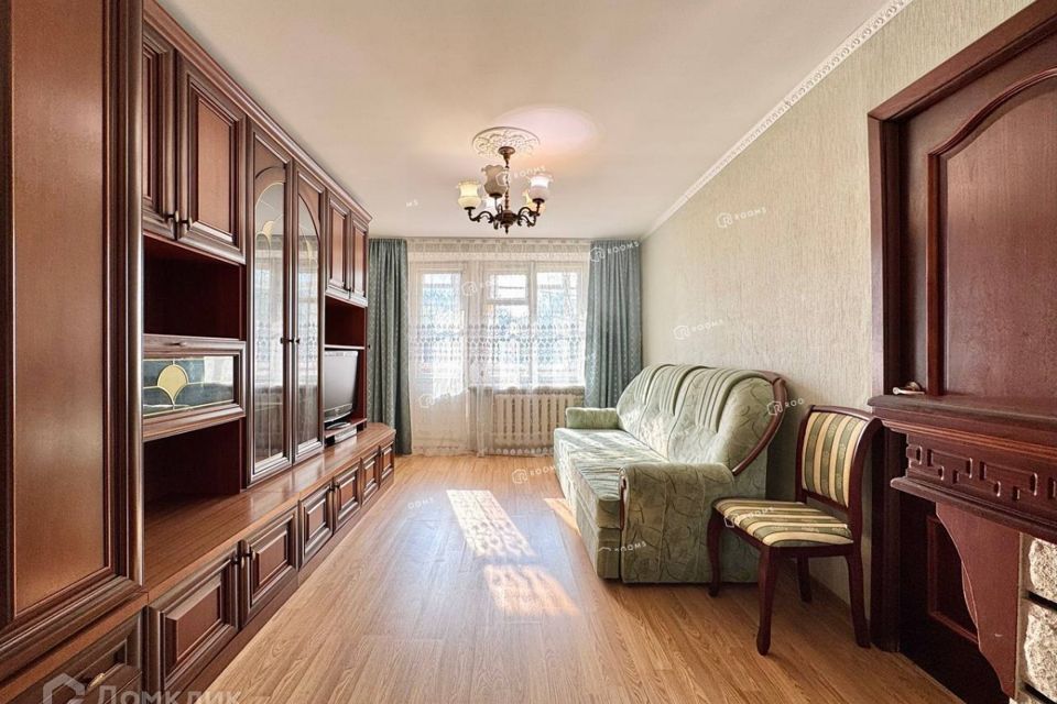 Продаётся 3-комнатная квартира, 51.6 м²