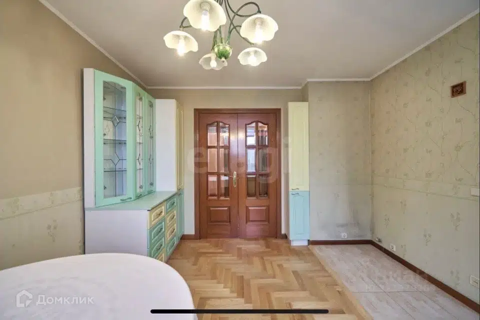 Продаётся 3-комнатная квартира, 90 м²