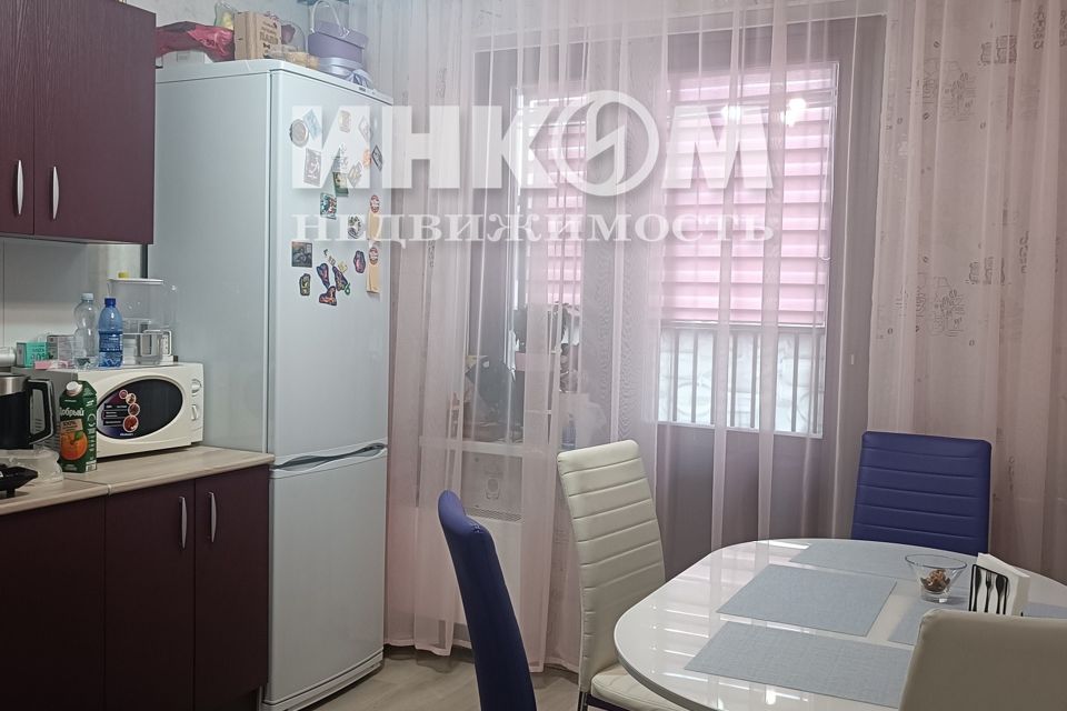 Продаётся 1-комнатная квартира, 37.5 м²