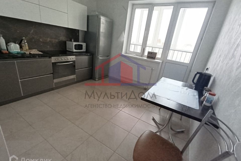 Сдаётся 2-комнатная квартира, 63 м²
