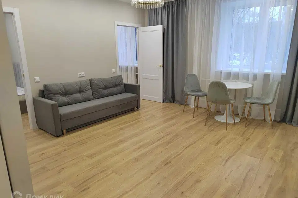 Сдаётся 3-комнатная квартира, 49.8 м²