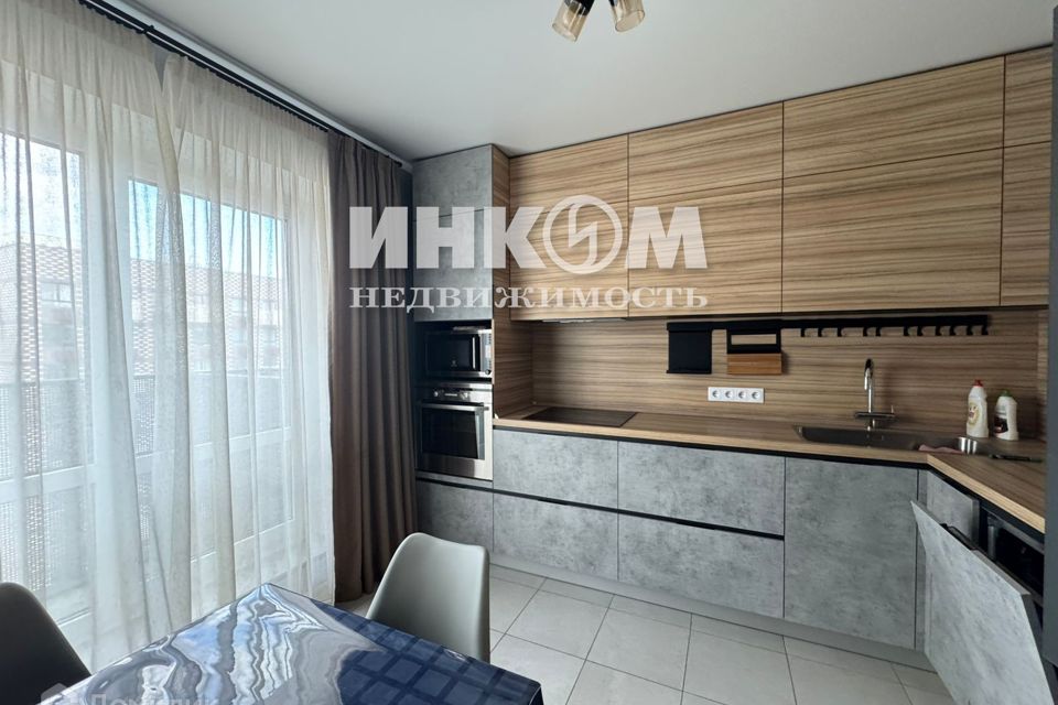 Сдаётся 2-комнатная квартира, 67 м²