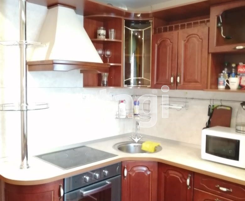 Сдаётся 2-комнатная квартира, 49.6 м²