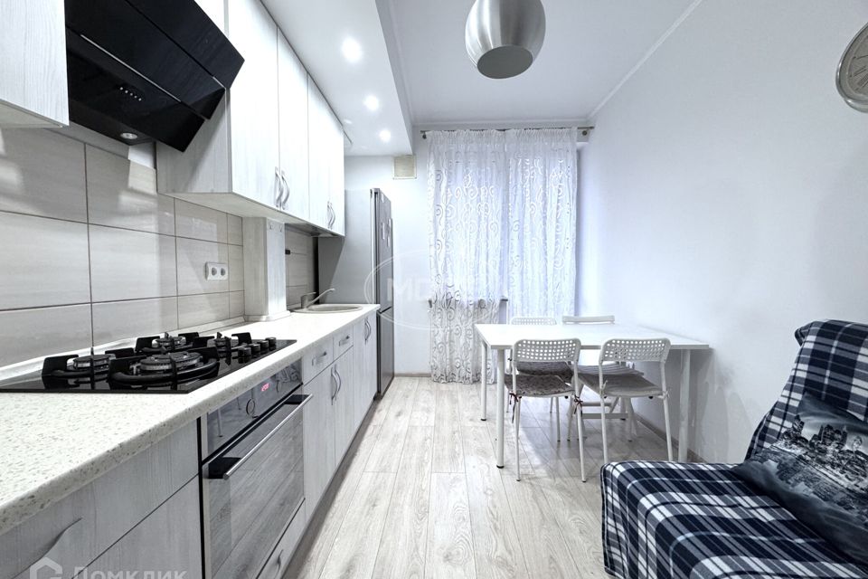 Продаётся 1-комнатная квартира, 46.4 м²