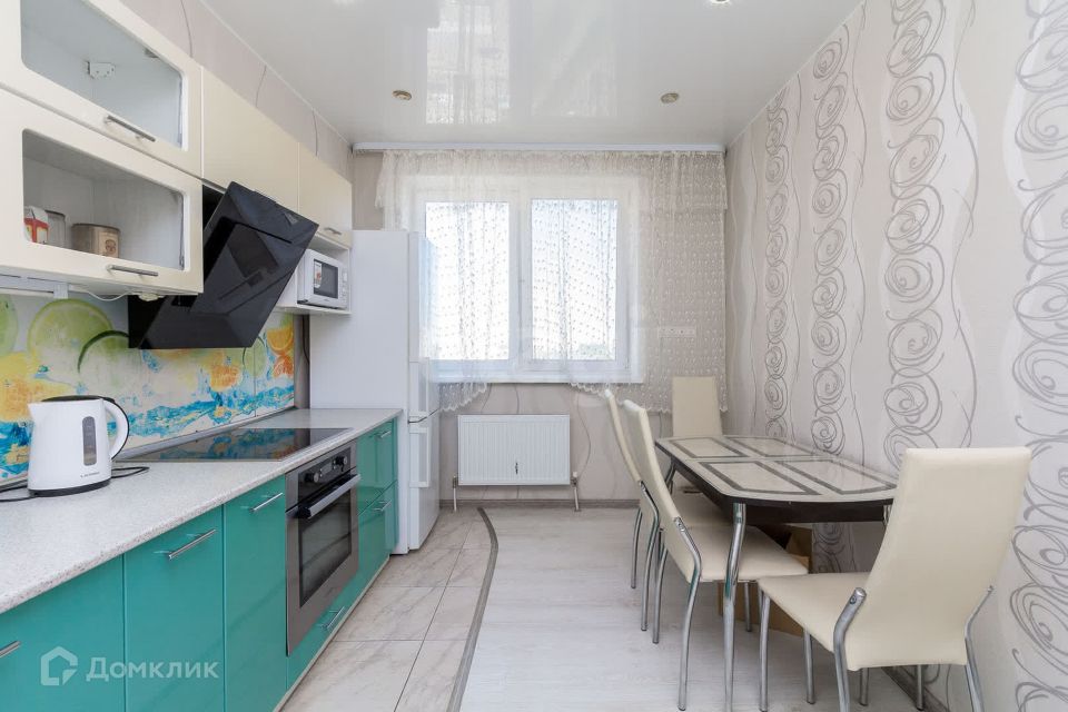 Сдаётся 2-комнатная квартира, 67 м²