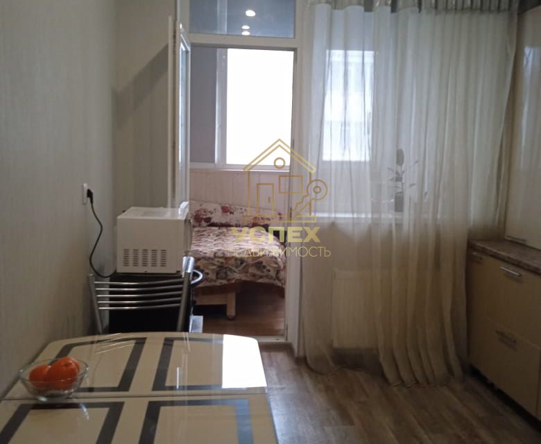 Продаётся 1-комнатная квартира, 41 м²
