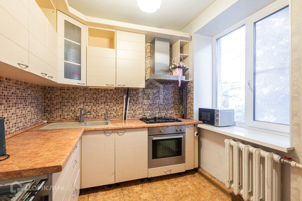 Продаётся 3-комнатная квартира, 55.4 м²