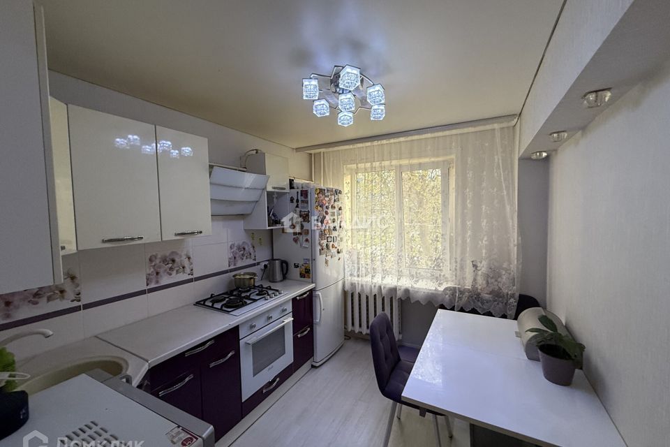 Продаётся 3-комнатная квартира, 64.5 м²