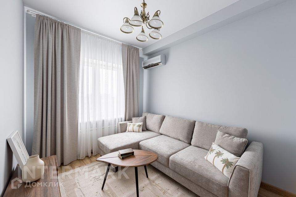 Сдаётся 2-комнатная квартира, 78 м²