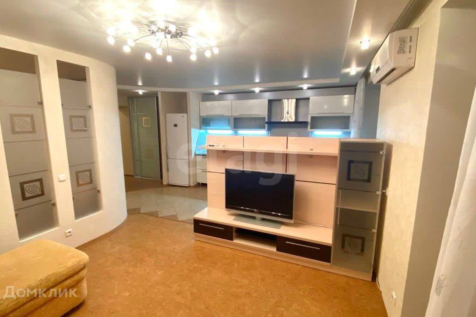 Сдаётся 1-комнатная квартира, 50 м²